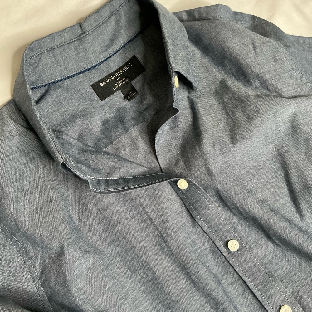 Banana Republic Blue Button-Down Shirt - Picture 4 of 5